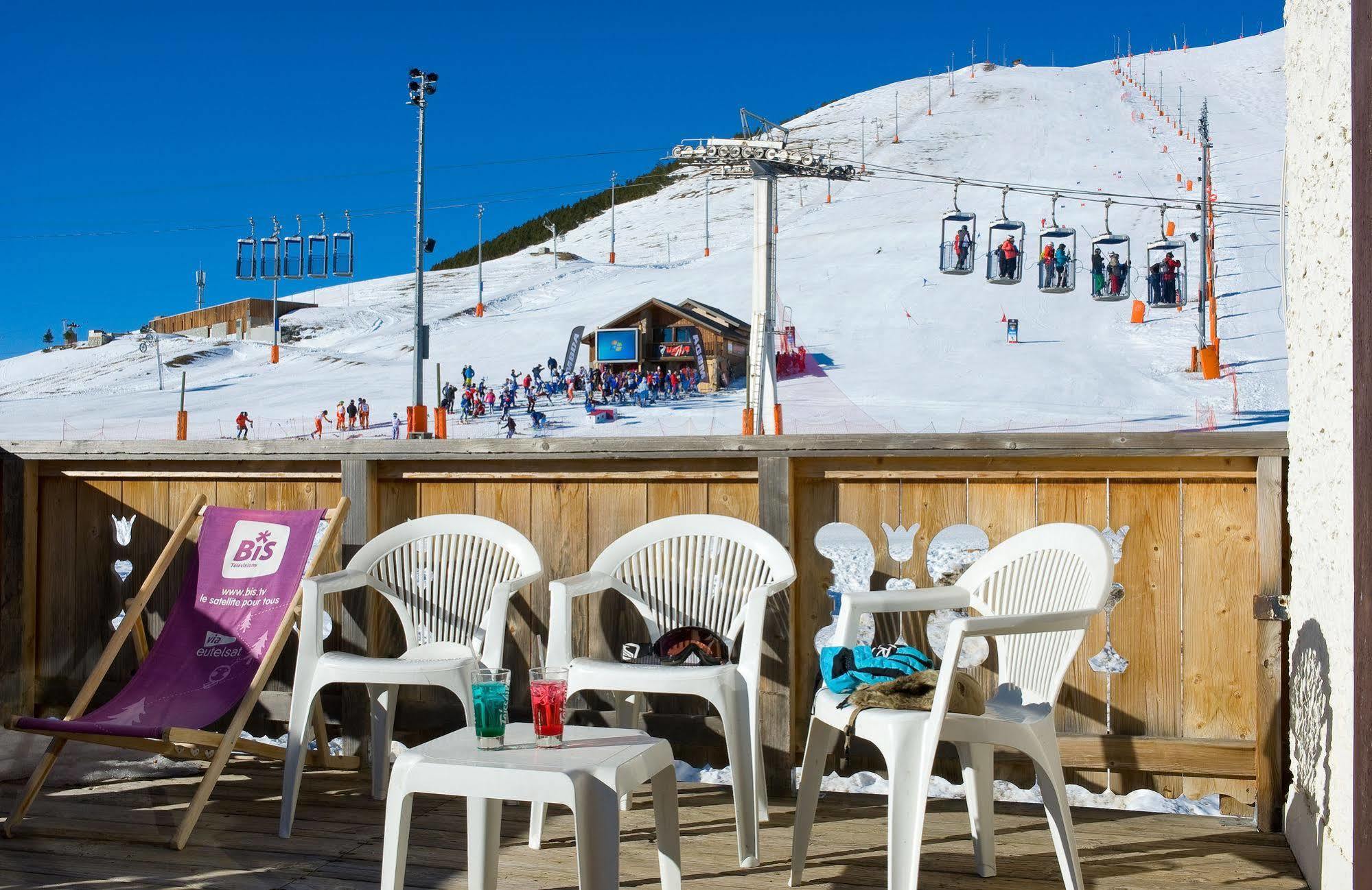 Madame Vacances Hotel Le Christina Alpe d'Huez Exteriér fotografie